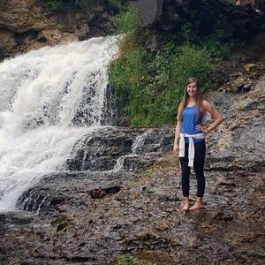 Meet your Posher, Karena